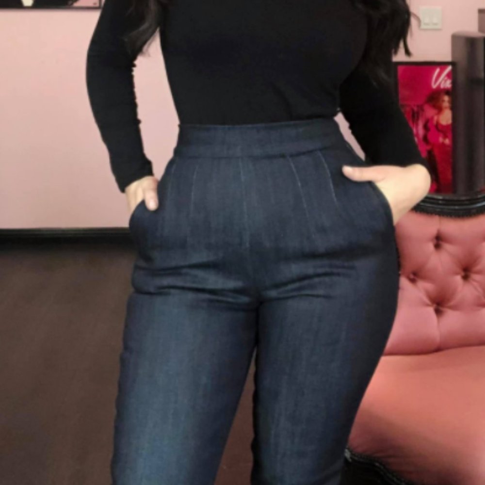 DENIM CIGARETTE PANTS- VIXEN BY MICHELINE PITT